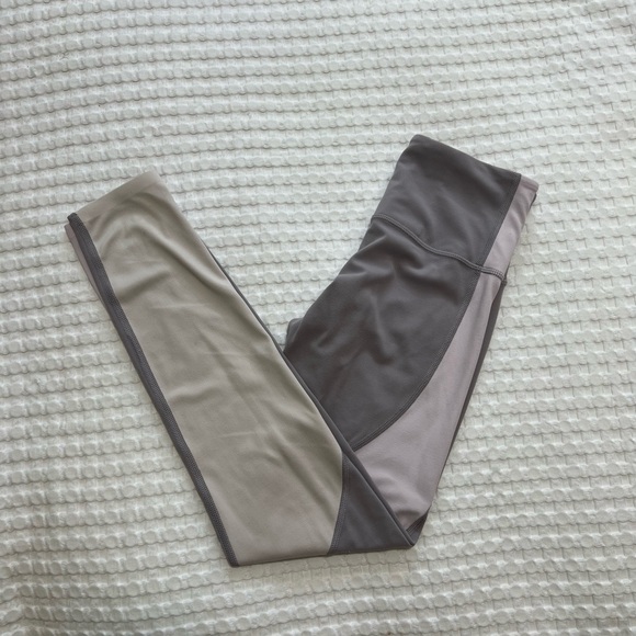 Athleta Elation Asymmetrical 7/8 Tight in Powervita Colorblock Lilac Stone - Picture 2 of 16